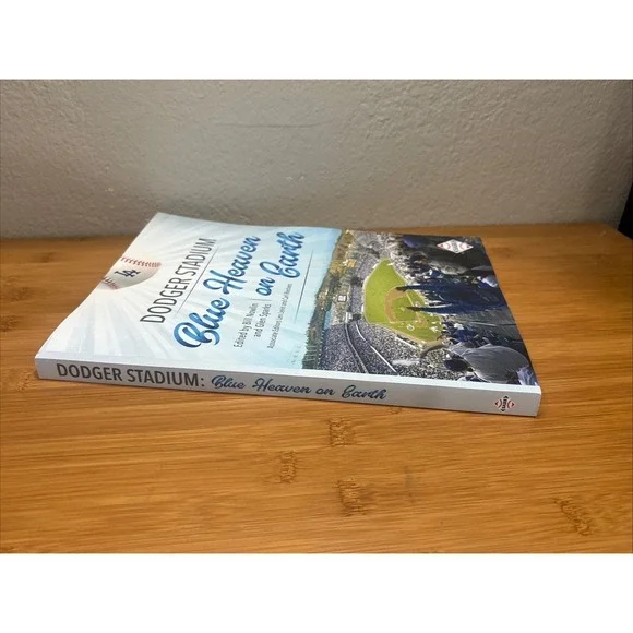 Dodger Stadium: Blue Heaven on Earth by Glen Sparks: New - Picture 3 of 4